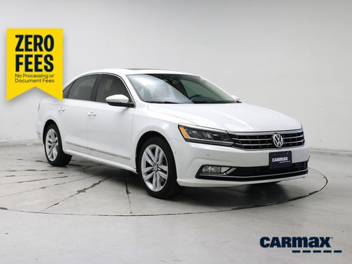 White 2017 Volkswagen Passat SEL Premium