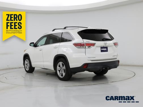 White 2015 Toyota Highlander Limited Platinum