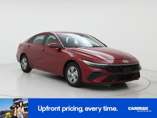 Red 2024 Hyundai ELANTRA SE
