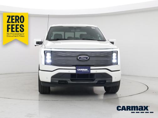 White 2022 Ford F-150 Lightning Lariat