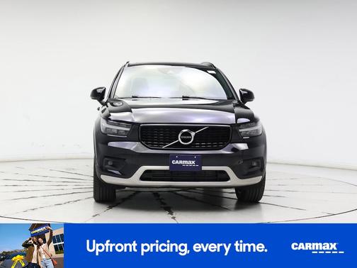 2021 Volvo XC40 T5 R-Design