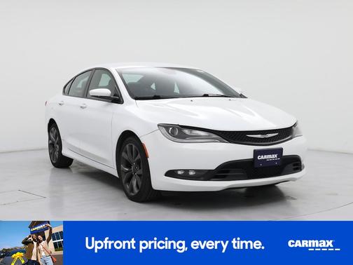 White 2015 Chrysler 200 S