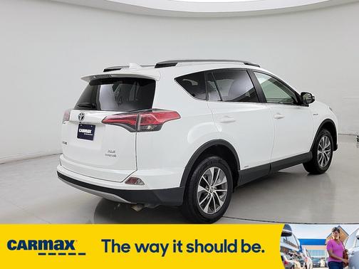 2017 Toyota RAV4 Hybrid XLE