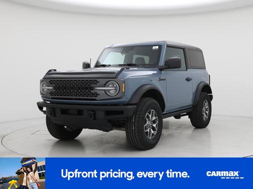 Blue 2023 Ford Bronco Badlands