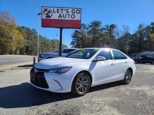 2016 Toyota Camry SE