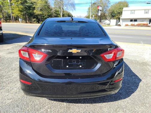 2018 Chevrolet Cruze LS