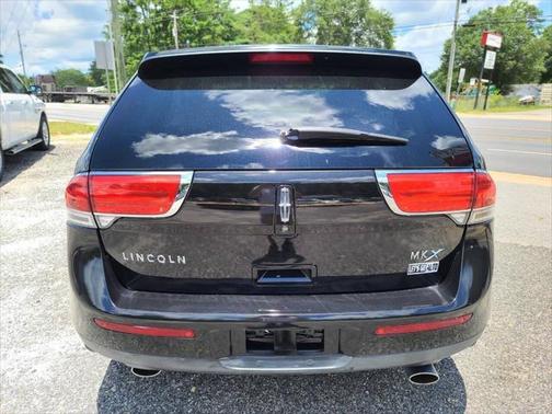 2015 Lincoln MKX Base
