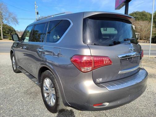 2016 INFINITI QX80 Base