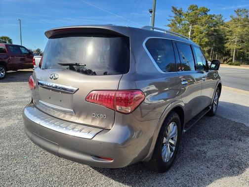 2016 INFINITI QX80 Base