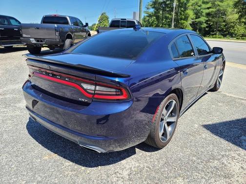 Contusion Blue Pearlcoat 2017 Dodge Charger SXT