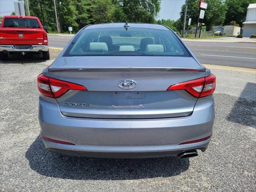 2017 Hyundai SONATA SE
