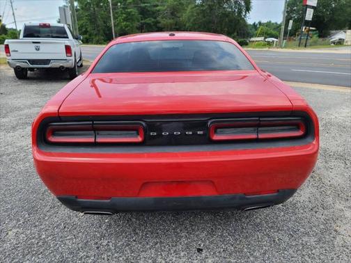 2016 Dodge Challenger SXT