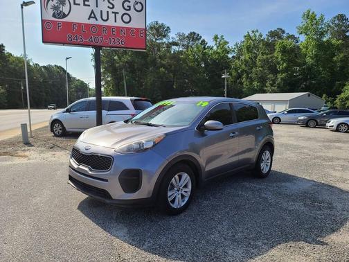 Mineral Silver 2019 Kia Sportage LX