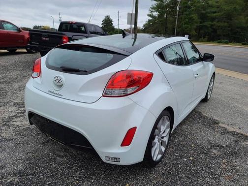2013 Hyundai Veloster Base