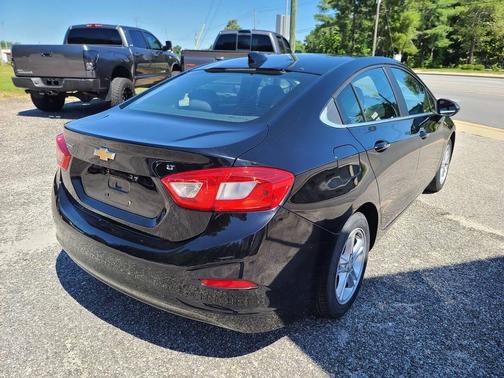 Mosaic Black Metallic 2016 Chevrolet Cruze LT Auto