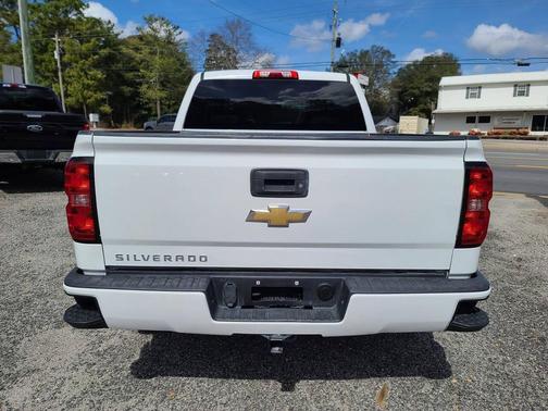 2018 Chevrolet Silverado 1500 Custom