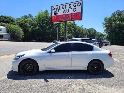 Moonlight White 2015 INFINITI Q40 Base