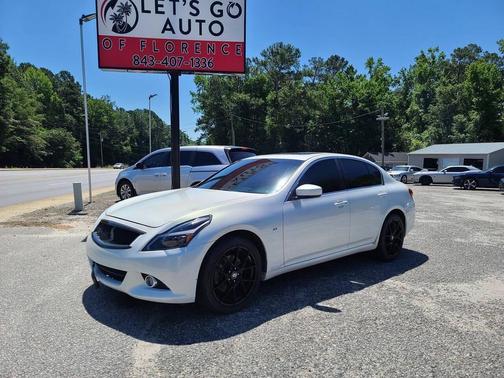Moonlight White 2015 INFINITI Q40 Base