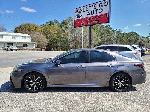 2021 Toyota Camry SE