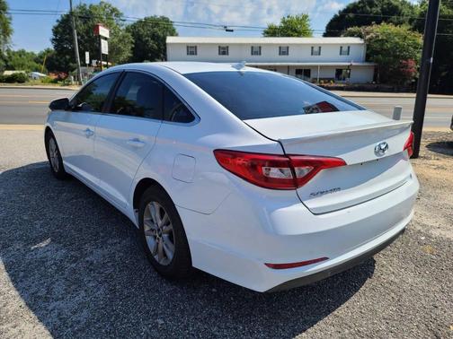 2015 Hyundai SONATA SE
