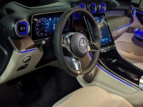 2026 Mercedes-Benz GLC 300 4MATIC