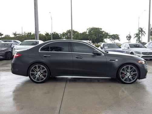 2024 Mercedes-Benz AMG C 63 S E Performance