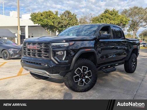 2023 GMC Canyon AT4X