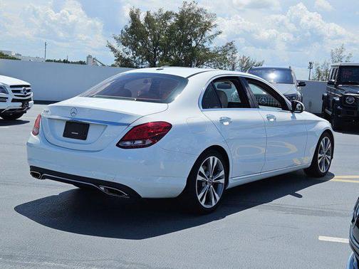 2017 Mercedes-Benz C-Class Luxury