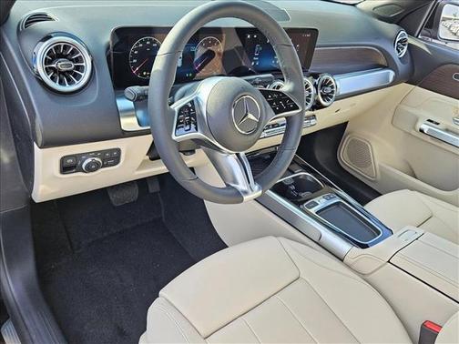 2025 Mercedes-Benz GLB 250 Base