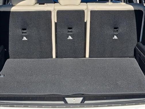 Polar White 2025 Mercedes-Benz GLB 250 Base