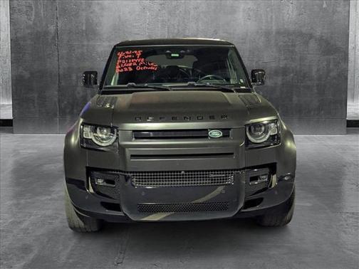 2023 Land Rover Defender 110 X-Dynamic SE