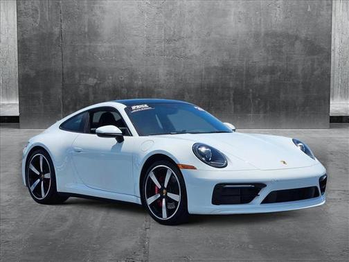 2020 Porsche 911 Carrera 4S