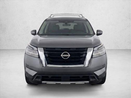 Gun Metallic 2025 Nissan Pathfinder SL FWD