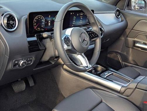 2025 Mercedes-Benz GLA 250 Base