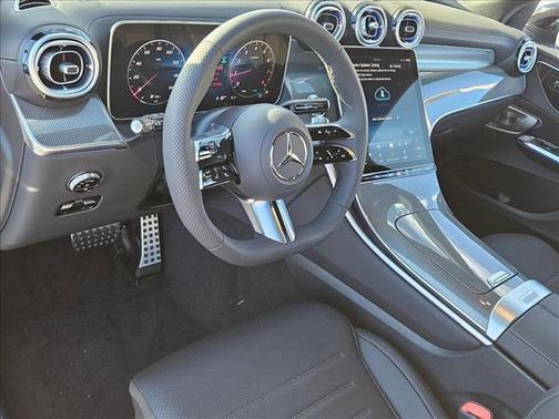 2026 Mercedes-Benz GLC 300 Base