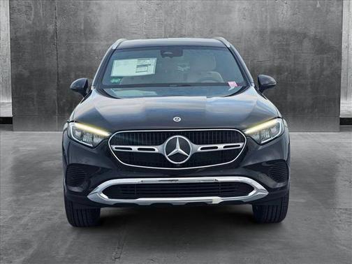 2025 Mercedes-Benz GLC 350e Base