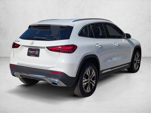 Polar White 2026 Mercedes-Benz GLA 250 4MATIC