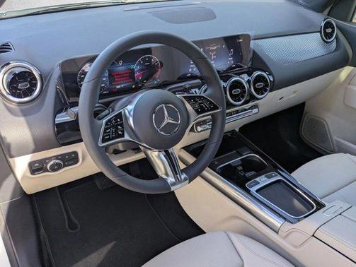 Polar White 2026 Mercedes-Benz GLA 250 4MATIC