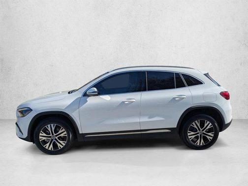 Polar White 2026 Mercedes-Benz GLA 250 4MATIC