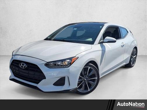 2019 Hyundai Veloster 2