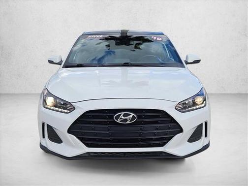 2019 Hyundai Veloster 2