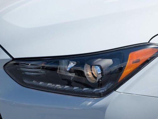 2019 Hyundai Veloster 2