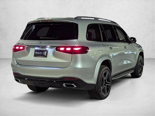 2026 Mercedes-Benz GLS 450 4MATIC