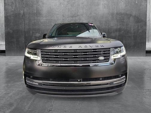 2024 Land Rover Range Rover P530 SE