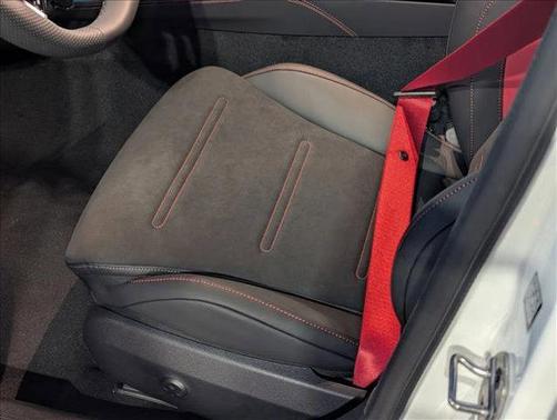 2026 Mercedes-Benz AMG E 53 E 4MATIC+