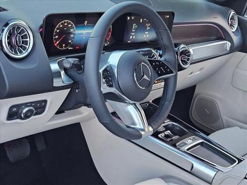 2026 Mercedes-Benz GLB 250 Base