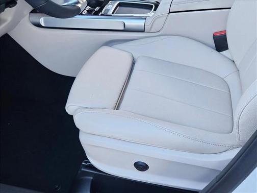 2026 Mercedes-Benz GLB 250 Base