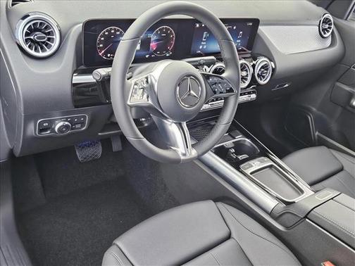 2025 Mercedes-Benz GLA 250 Base