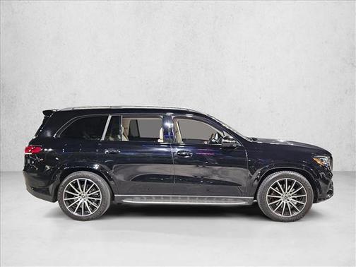 2022 Mercedes-Benz GLS 450 4MATIC