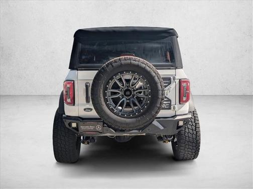 Oxford White 2022 Ford Bronco Badlands
